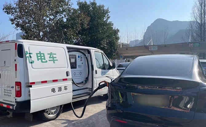九龙坡区汽车搭电